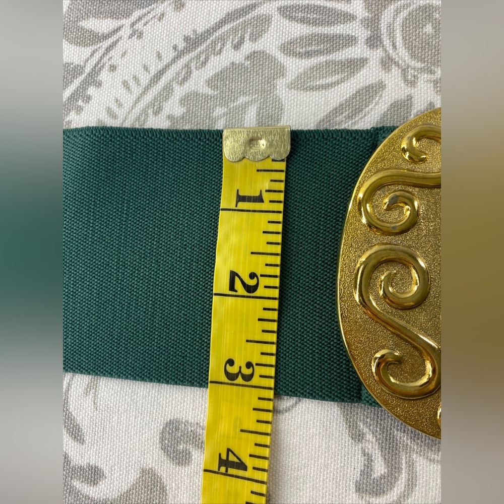 VTG Stretch Belt Green Ornate Gold Buckle Dynasty Fashion Chic Classy
Sm/Med - Picture 5 of 6